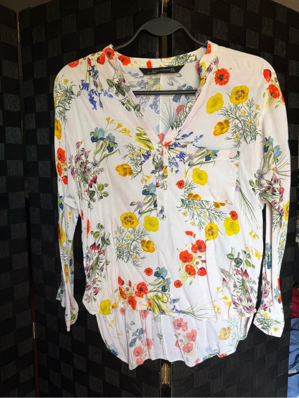 Zara White Floral Henley Blouse with Yellow & Red Flowers